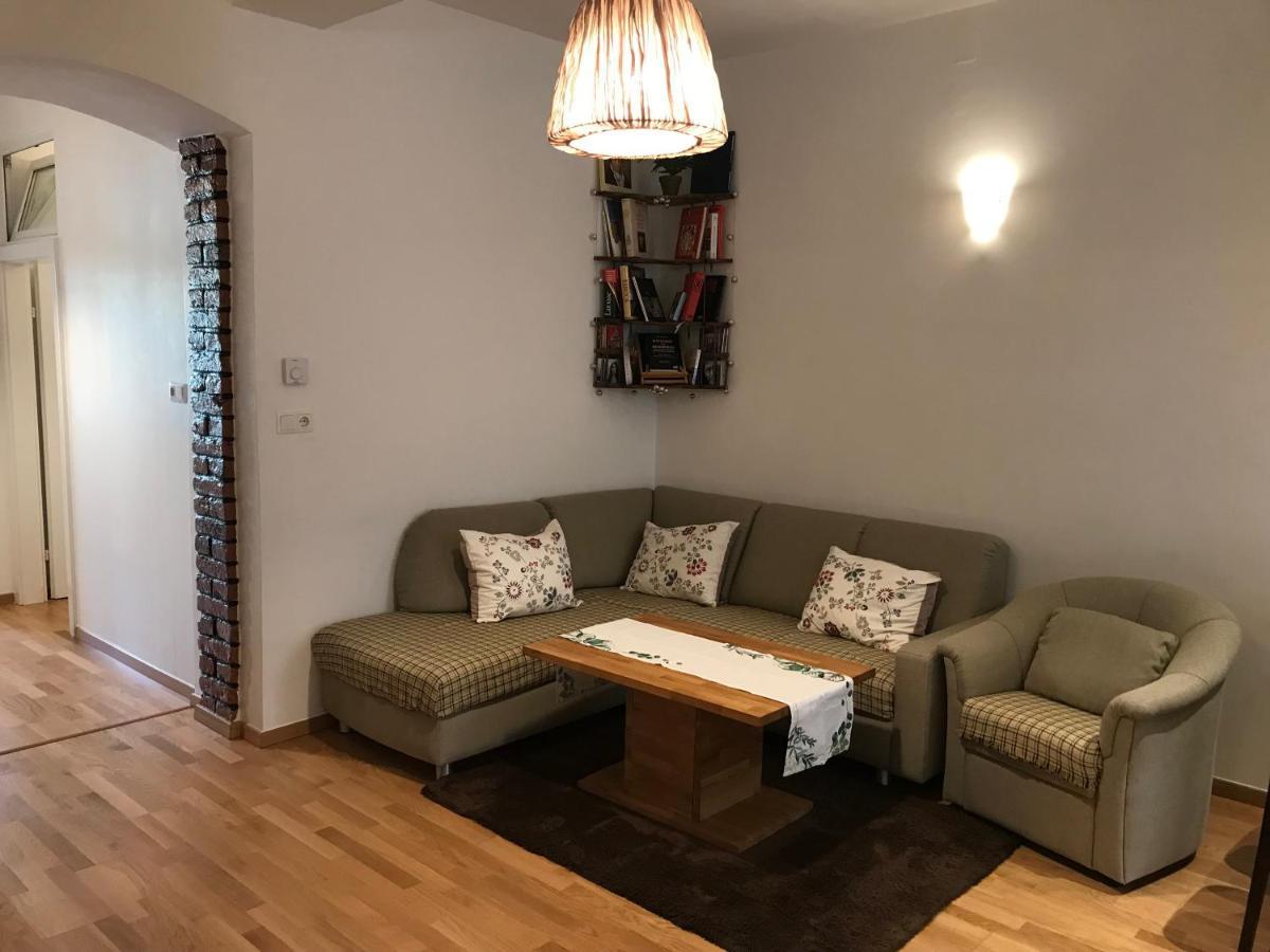 Nice Apartment Near Schoenbrunn And Downtown Wien Exteriör bild